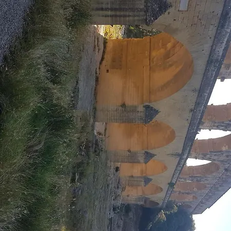 Σπίτι διακοπών Le Mazet Des Cigales Vers Pont du Gard