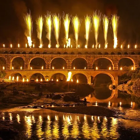 Le Mazet Des Cigales Σπίτι διακοπών Vers Pont du Gard